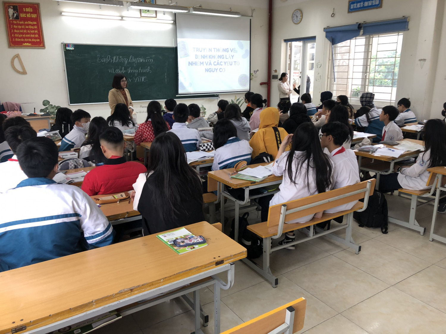 TỔ CHỨC TRUYỀN THÔNG PHÒNG TRÁNH BỆNH KHÔNG LÂY NHIỄM