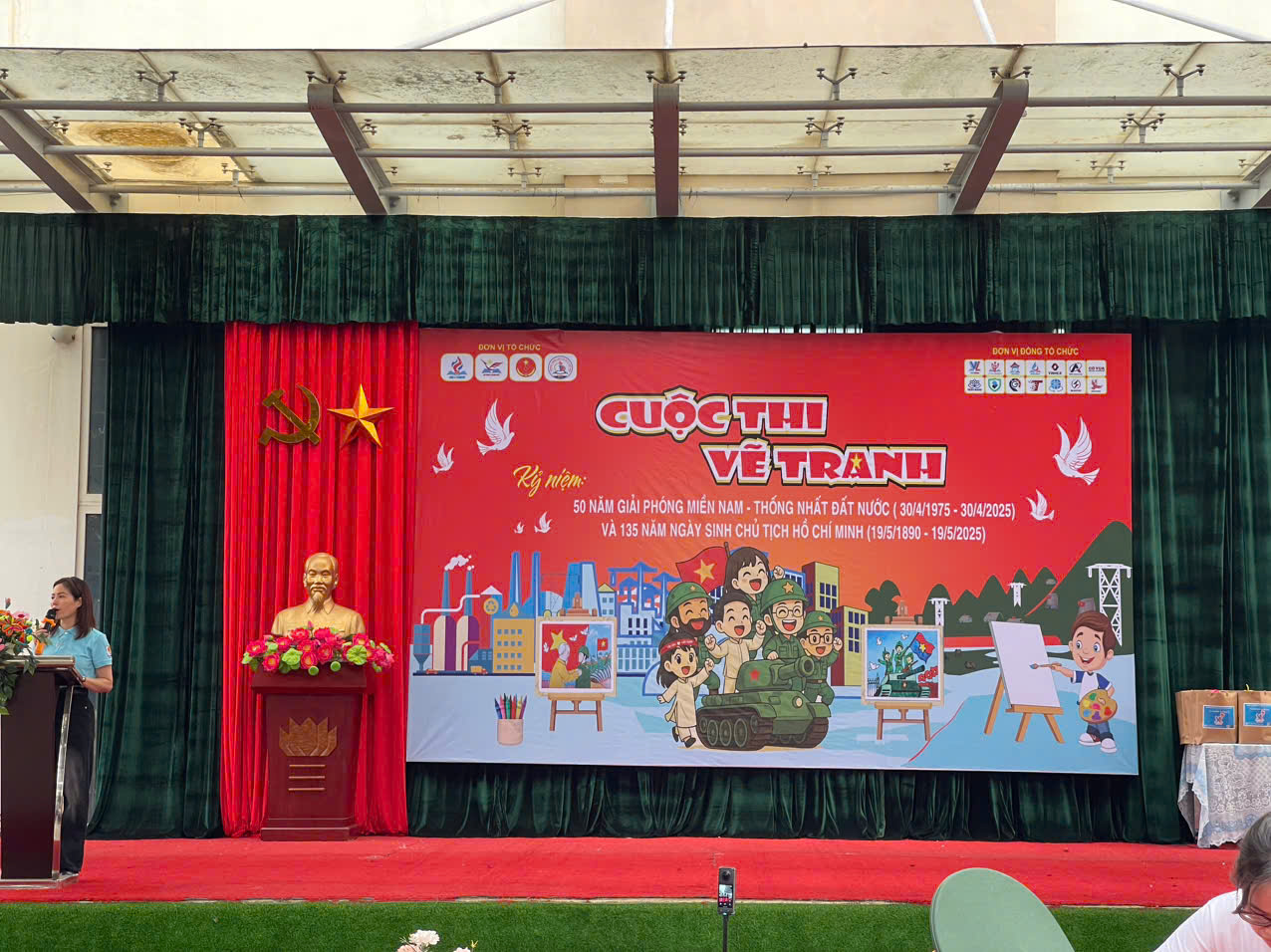 PHÁT ĐỘNG CUỘC THI VẼ TRANH KỶ NIỆM 50 NĂM NGÀY GIẢI PHÓNG MIỀN NAM VÀ 135 NĂM NGÀY SINH CHỦ TỊCH HỒ CHÍ MINH