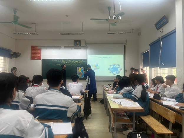 HỘI GIẢNG VÀ CÔNG TÁC CHUẨN BỊ CHO KÌ THI GVG CẤP THÀNH PHỐ HƯỚNG TỚI KỈ NIỆM 43 NĂM NGÀY NHÀ GIÁO VIỆT NAM 20/11